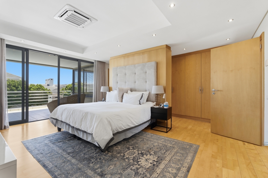 To Let 3 Bedroom Property for Rent in Sunset Links Western Cape